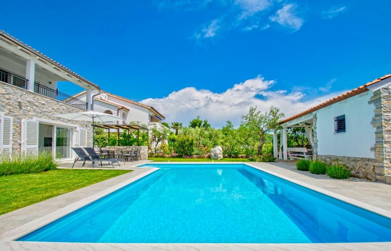 Salt & Sand Villa Корнич Экстерьер фото