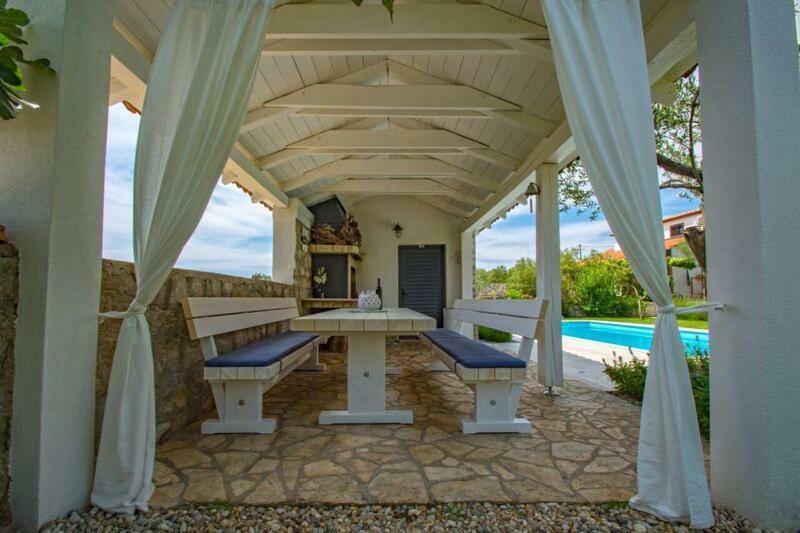Salt & Sand Villa Корнич Экстерьер фото