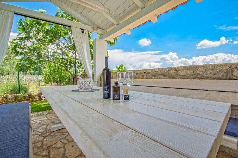 Salt & Sand Villa Корнич Экстерьер фото